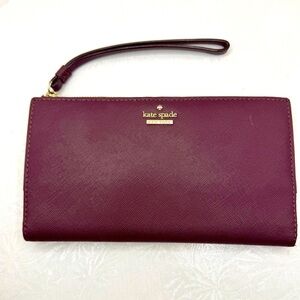Kate Spade‎ Women's Burgundy Leather Wristlet Wallet Striped Logo